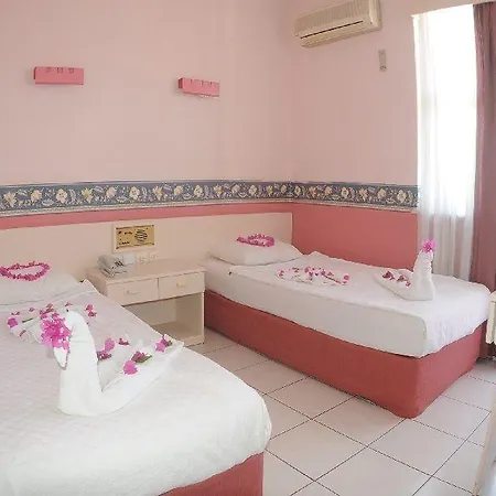 Szálloda Rosella 3*