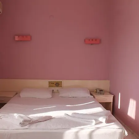 Szálloda Rosella 3*