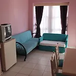 Rosella فندق ألانيا