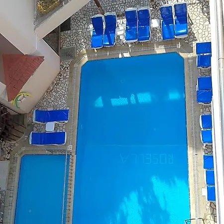 Hotell Rosella 3*