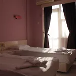 Rosella Hotel