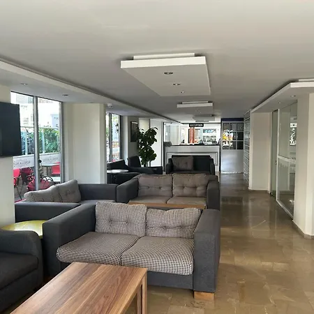 Rosella Hotel