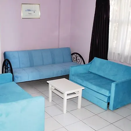 酒店 Rosella 阿拉尼亚