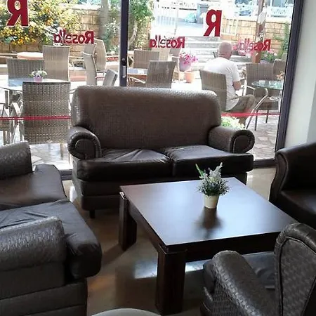 酒店 Rosella 阿拉尼亚