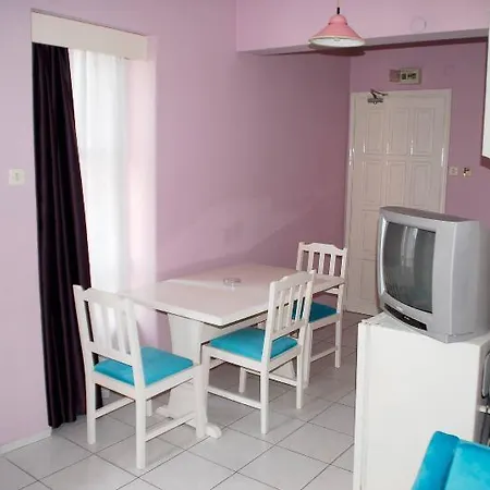 Rosella 3* 阿拉尼亚